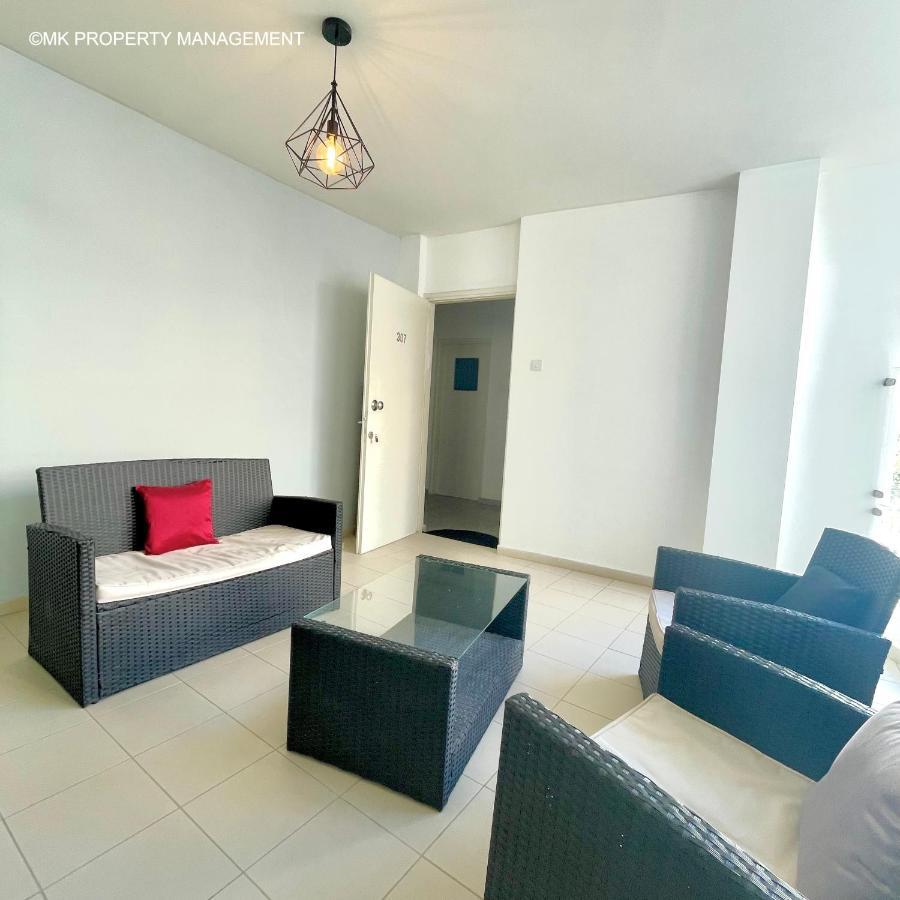 City Flats Apt.C307 Larnaca Exterior photo