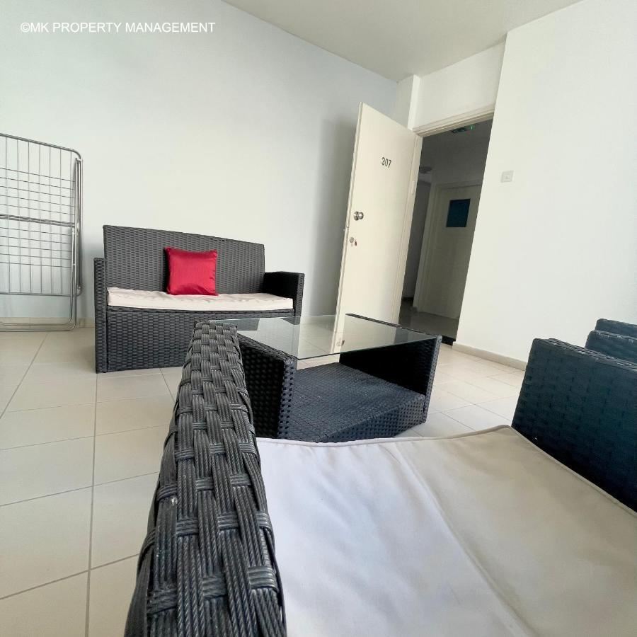 City Flats Apt.C307 Larnaca Exterior photo